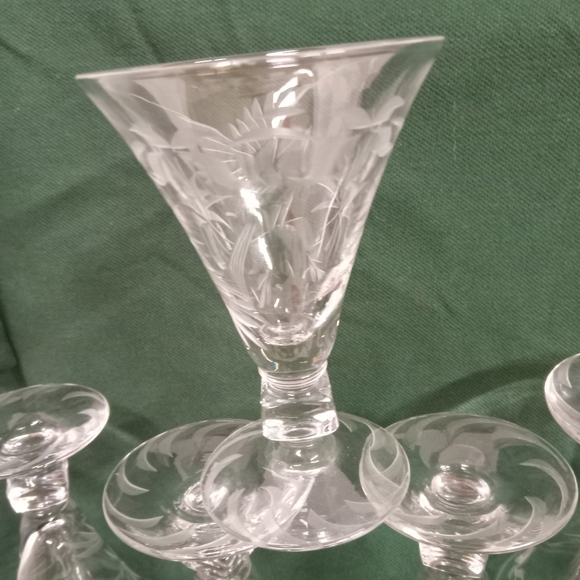 7 Vintage Duncan & Miller Crystal W/Frosty Etchings 2 oz Shot Stem Glasses - Picture 4 of 8